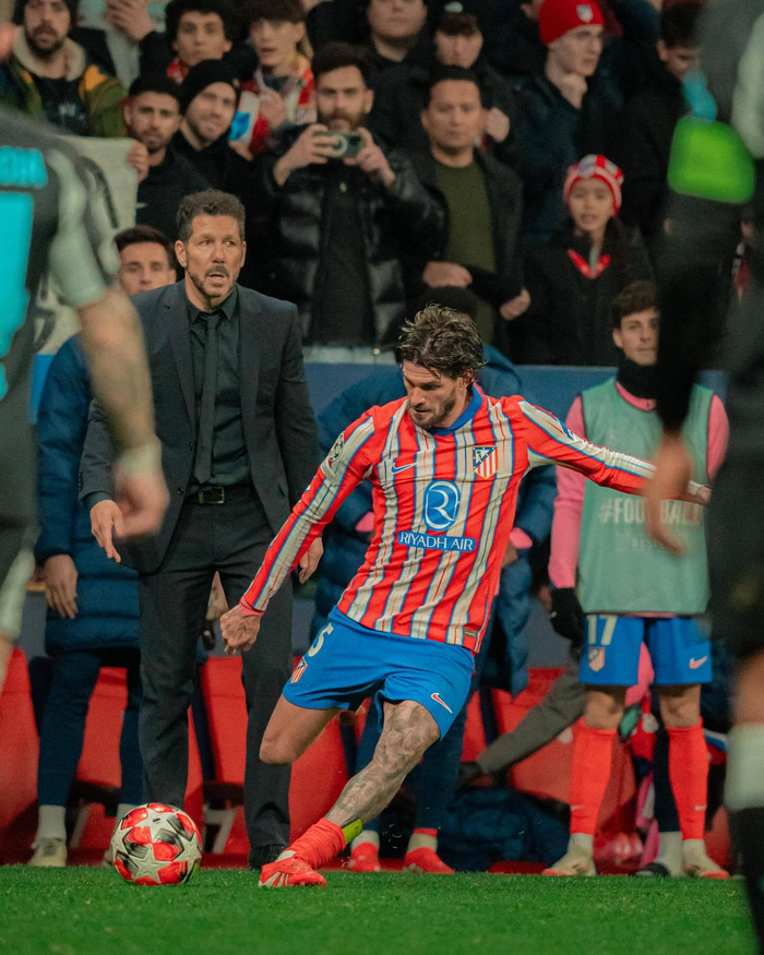 持宽度牵制 持宽度牵制