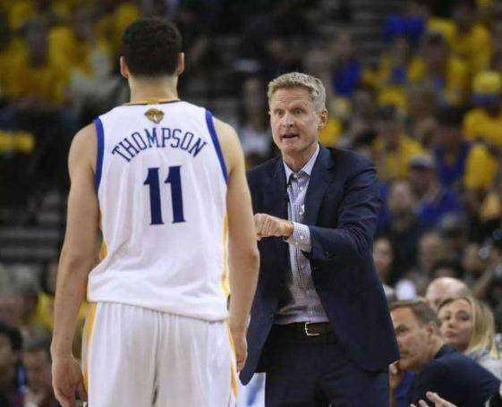 赞助露出 赞助露出