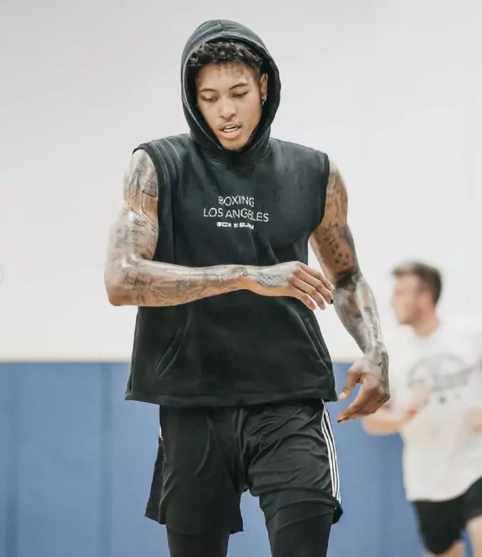 入犯规麻烦 入犯规麻烦